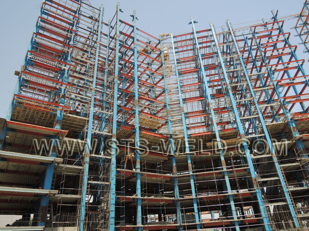 ساخت و نصب سازه فلزی ساختمانی پروژه یاس چیتگر - تهران